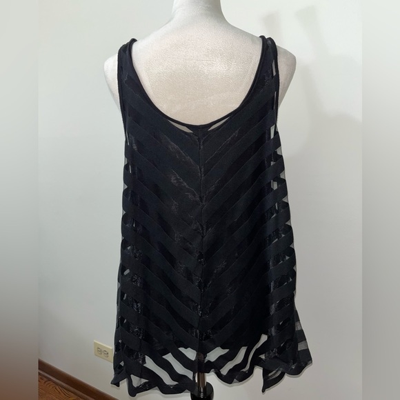 BUFFALO David Bitton Shark Bite tank w/Sheer Stripes - Picture 2 of 5